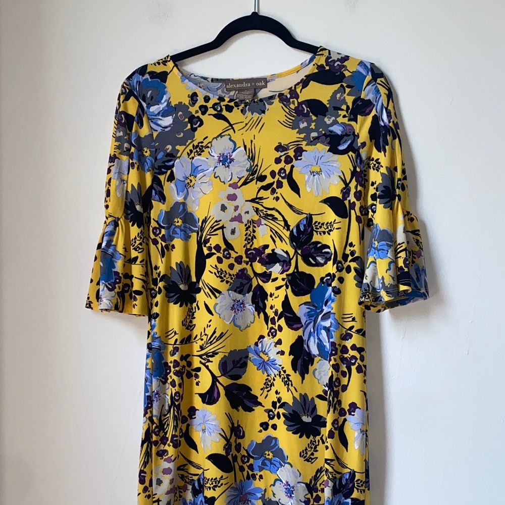Alexandra + Oak women’s Yellow and Blue Floral Dress with short bell sleeves